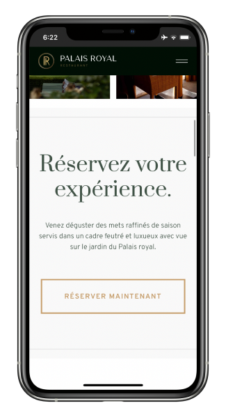 Mockup d'un iPhone sur le site web mobile du Restaurant du Palais Royal